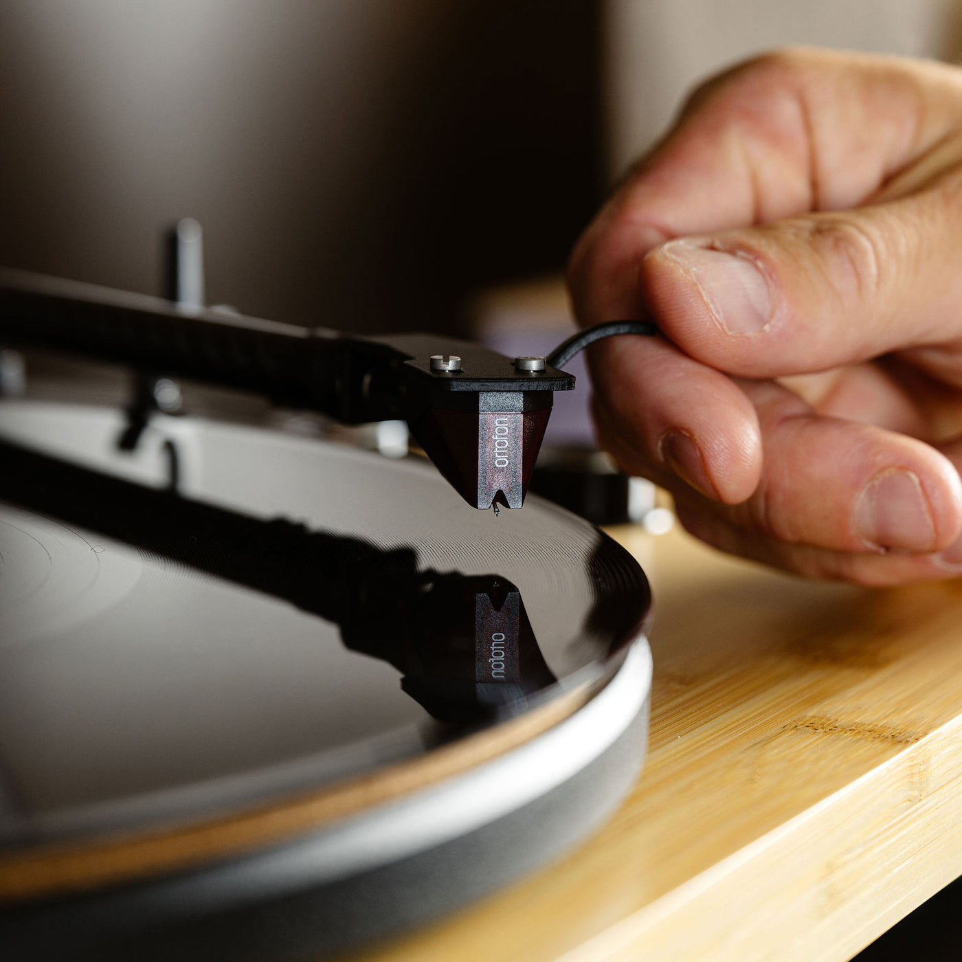 LENCO LBT-335BA - Record Player with Bluetooth®, bamboo housing, and Ortofon 2M Red cartridge