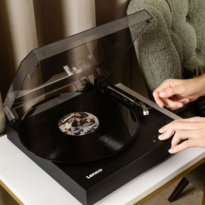 LENCO LS-15BK - Record player with Bluetooth®, two built-in speakers, and AT3600L cartridge - Black