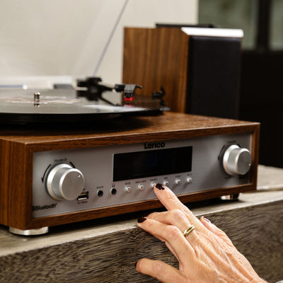 LENCO MC-160WD - HiFi Stereo system with Record Player, DAB+/FM radio, and Bluetooth® - Wood